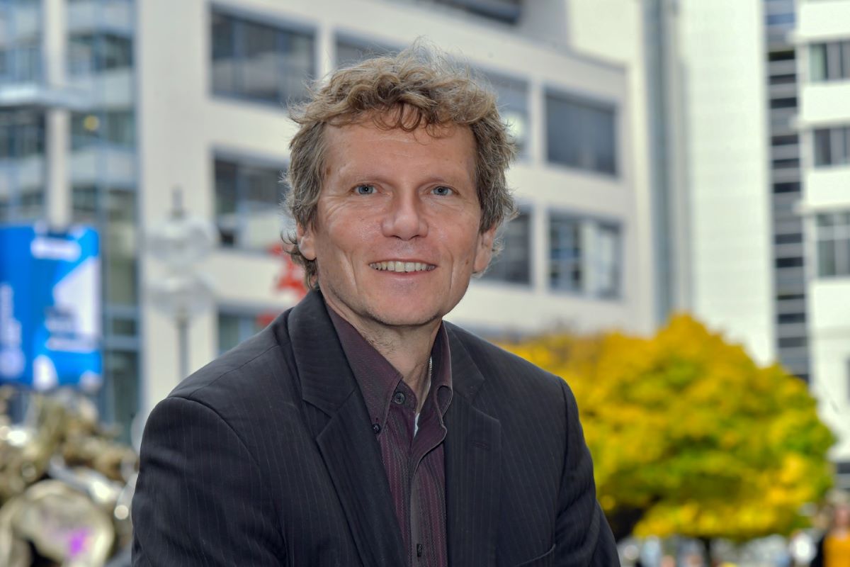 Hartmut Rosa: Demokrácia és vallás | RomKat.ro