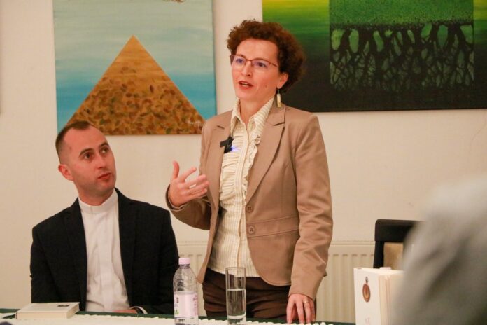 569481442_1137235825183151_1367944756311158522_n Large