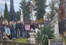 Főhajtás az elődök emléke előtt