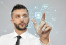 Leó pápa: Ismerjük fel a technológia romboló potenciálját, az emberi méltóság prioritás