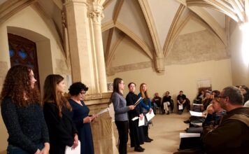 Szenvedéstörténet és Naphimnusz