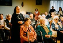 Krisztust látni az ellátottakban – Missziós hónap a Caritas Catolica intézményeiben