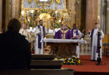 Óriások vállára állhatunk: a Báthory-líceum elhunytjaira emlékeztek