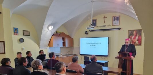 Szülői találkozó a gyulafehérvári szemináriumban