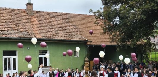 Tizenöt éve viseli a kézdiszentkereszti iskola Trefán Leonárd nevét