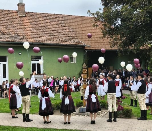 Tizenöt éve viseli a kézdiszentkereszti iskola Trefán Leonárd nevét