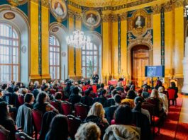 A nevelés az élet szolgálata. Szakmai továbbképző hitoktatóknak, pedagógusoknak