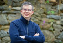 Isten mindig mások által gondoskodik rólunk