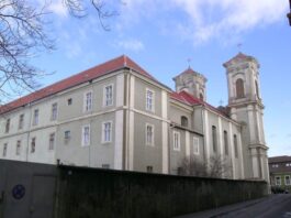 Fejes Rudolf Anzelm premontrei apát kilakoltatásáról döntött a nagyváradi bíróság