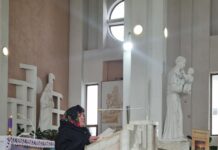 Keresztút és magyar szentmise Bákóban