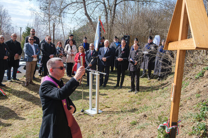 1773649431_0_gyergyoikeresztallitas_vn_003