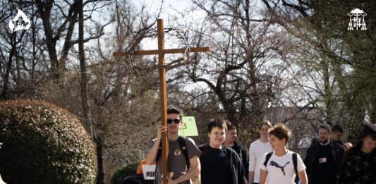 Gyere, ülj mellém – Nagyböjti ifjúsági lelki nap Nagyváradon