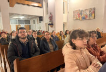 Új esély a csendben – ifjúsági imaórát tartottak Szatmáron