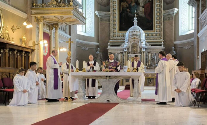 a békéért imádkoztak