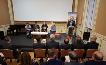 Ideológiamentesen, túlfűtöttség nélkül – Molnár Antal könyvbemutatója a moldvai magyarság kora újkori történetértelmezéséről