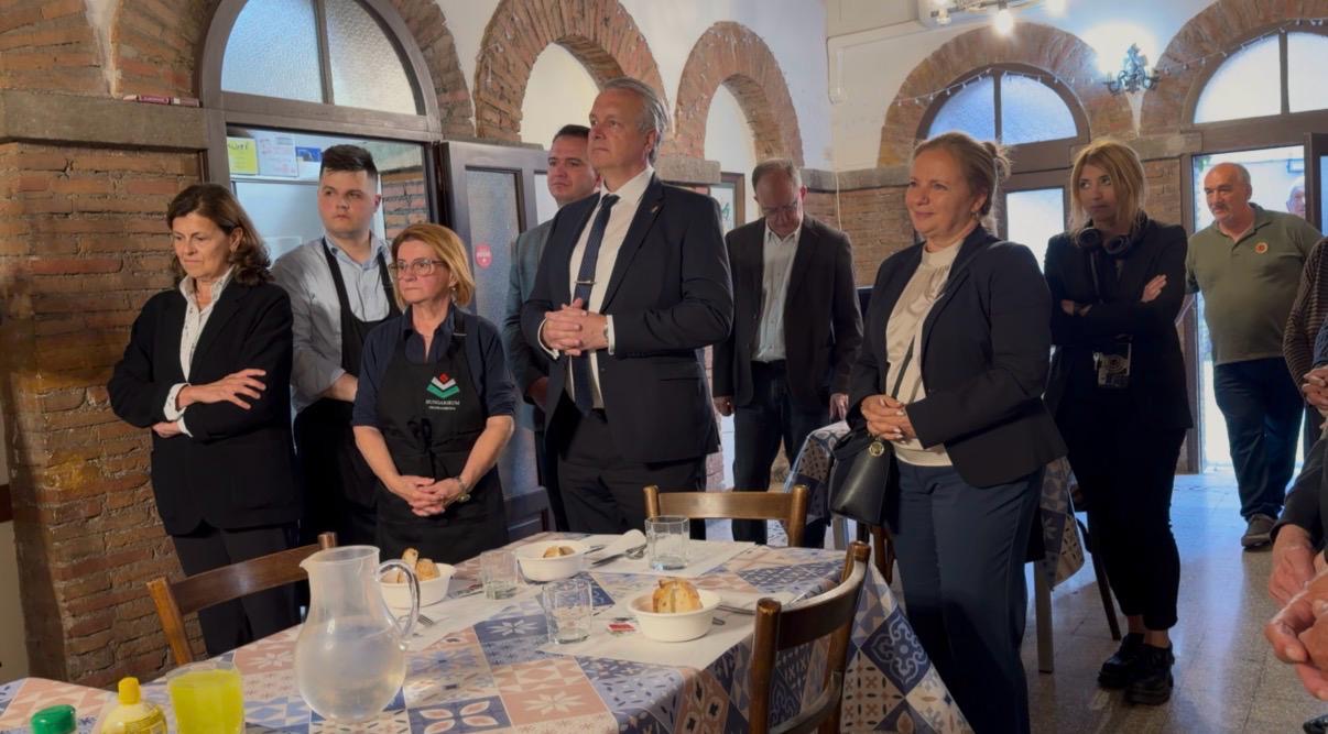 Magyar szeretetvacsora a pápa szegényei számára a Vatikánban