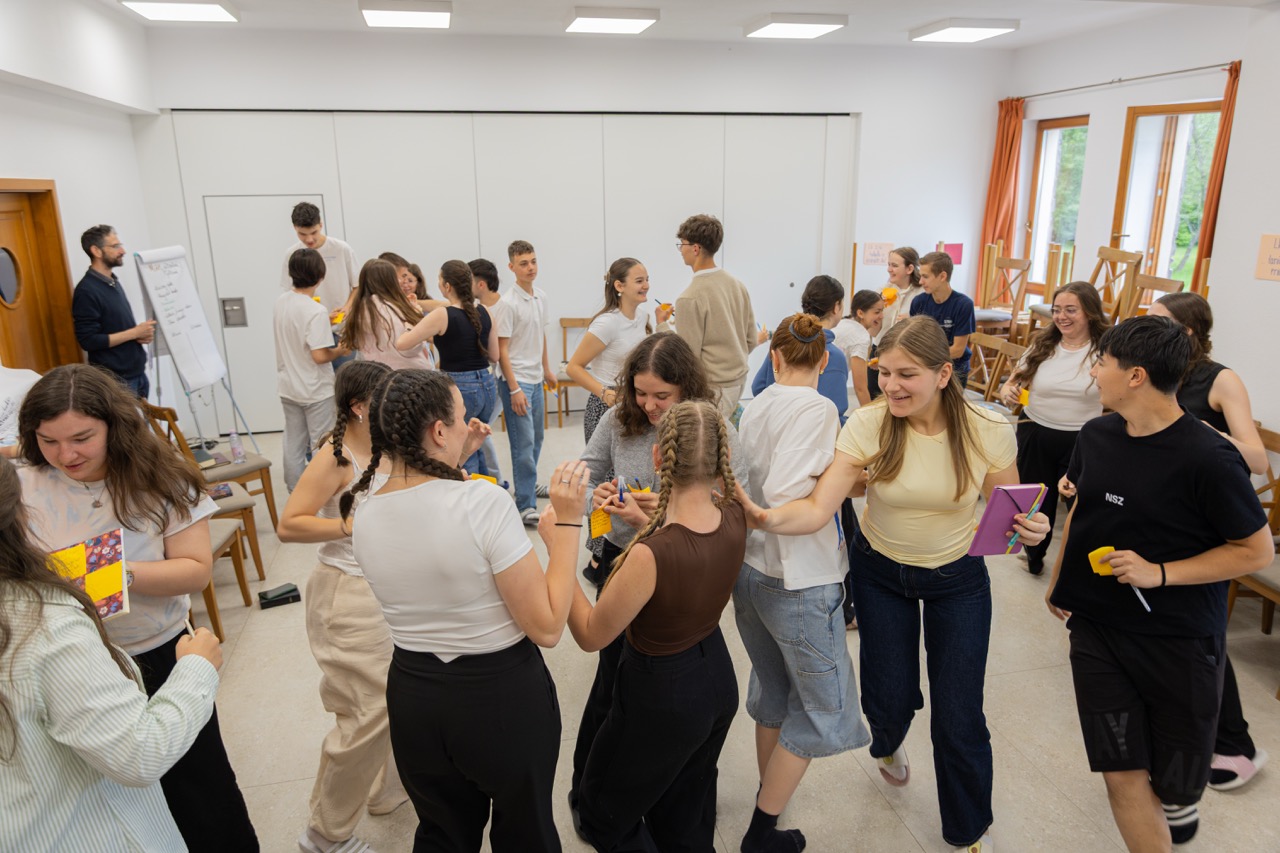 Teljes szívvel öt napig a TSZ-táborban
