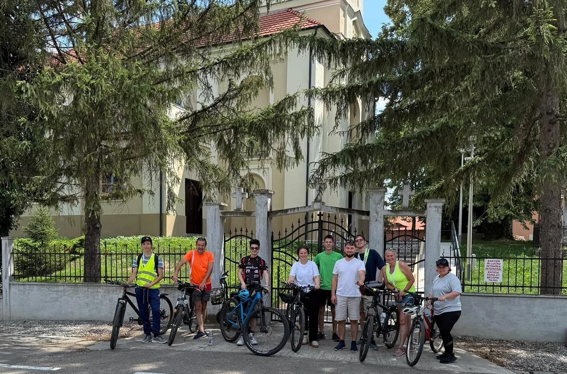 Biciklis zarándoklat Szent Lászlótól Szent Istvánhoz