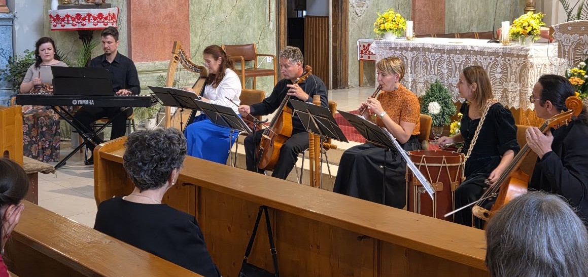 Régizenei koncert Székelyudvarhelyen